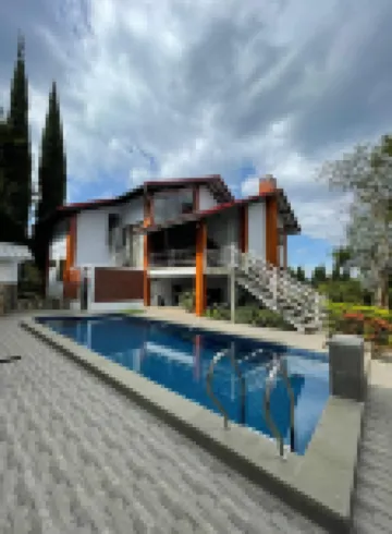 Maple House by Villa Istana Bunga Hotels in 