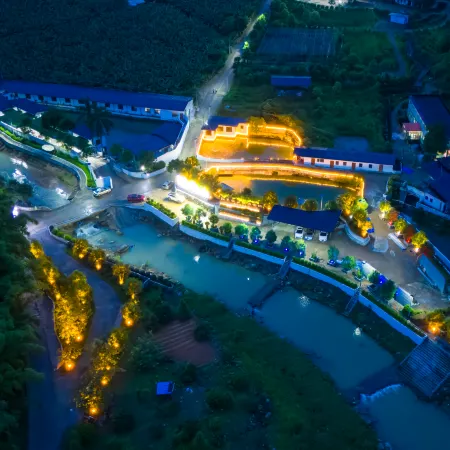 Dingzhao Pin Holiday Villa