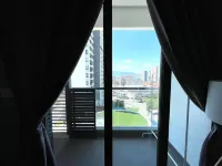 Blue Aesthetic Luxury Seaview 3 min Drive Sunway Hotels in Butterworth