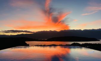 HIHAT Pioneer Art Hotel