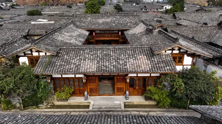 Majia Yuanzi (Huoshenlou) Отели рядом со станцией Langzhong Railway Station