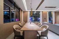 Lavande Hotels