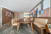 Starway Hotel (Qingyang Government Service Center)