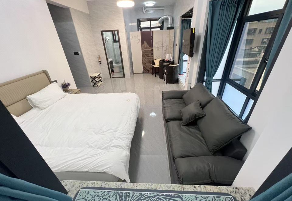 2. Apartmen..