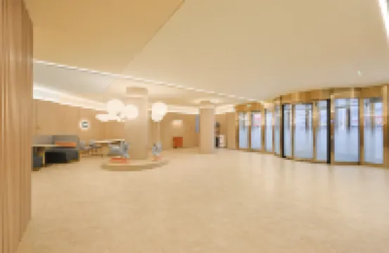 HanTing Hotel (Jilin Huojudasha Jiangbin Park Hotel)