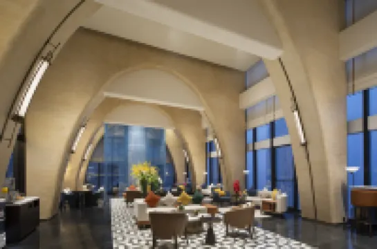 重慶解放碑洪崖洞江景希爾頓歡朋酒店