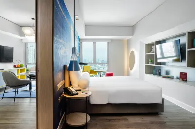 Ibis Styles Manila Araneta City Hotels near Araneta Coliseum