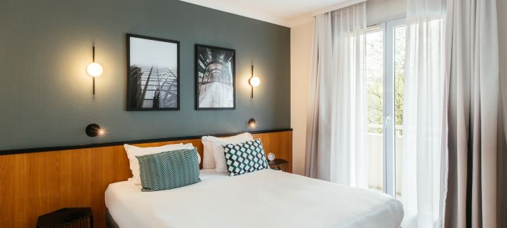 Aparthotel Adagio la Défense le Parc Hotels in Courbevoie