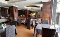 Hotel Harmonis Classic Tarakan Hotels in Таракан
