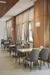 彌勒湖泉拾月柏雅溫泉飯店（湖泉生態園紅河水鄉店）