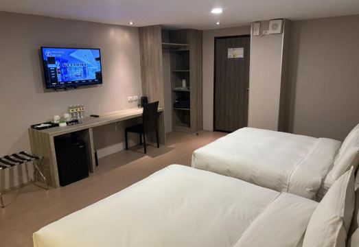 5. 유하오 호텔 신..