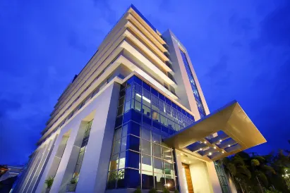 โรงแรมซานติก้า มากัสซาร์