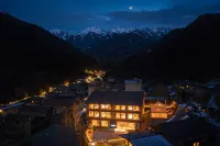 Jiuzhaigou Valley Scenic and Historic Interest Area Tixin Meisu Hotels in Zhongzha Furrow Luneng Resort