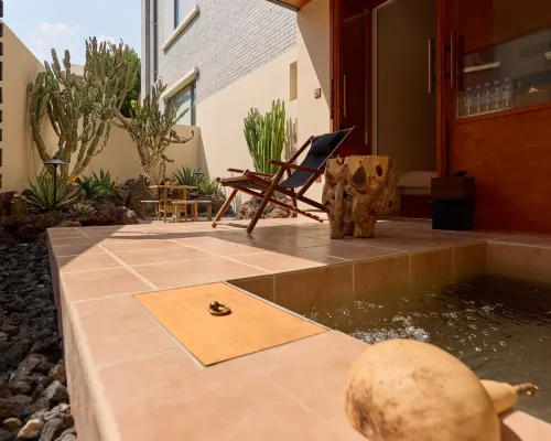 Stone Hot Spring Inn (Hot Spring Qidan Ancient Town) Hotels in Shidian