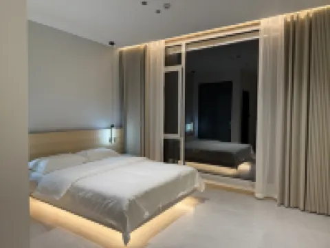 Mòsháng Blossoms Hotel