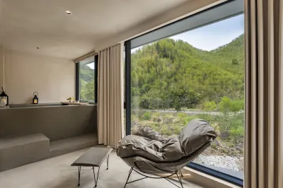 Angie Cottage Bed & Breakfast Hotel di Zhebei Grand Canyon