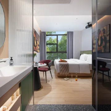 Guangzhou Kaino | AESTHETIC FASHION Design Hotel (Beijing Road West Gate Subway Station Branch) Отели рядом с достопримечательностью «Ли-Ван»