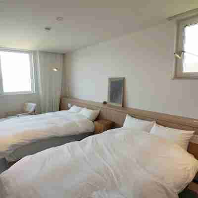 Sansui Lakeside Villa Rooms