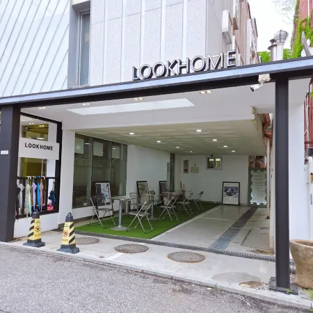Look Home Guesthouse in Myeong-dong