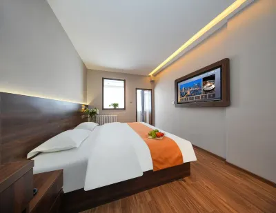 Shanhai Lanyue Shiguang Hotel ( Taidong Pedestrian Street Haibo Bridge Subway Station Branch) Hotels in Taidong Geschäftsviertel