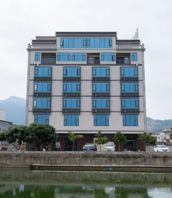 Luoding Xinfu Homestay