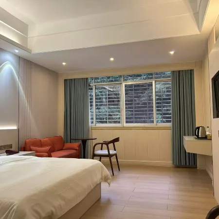 Chaoyang Hotel