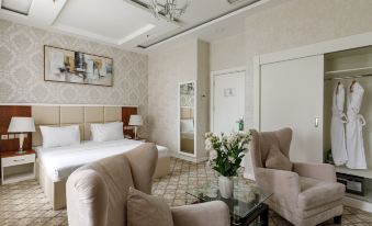 Arium Hotel