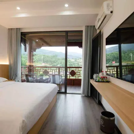 Yihe Yaju Homestay (Hongya Liujiang Ancient Town)