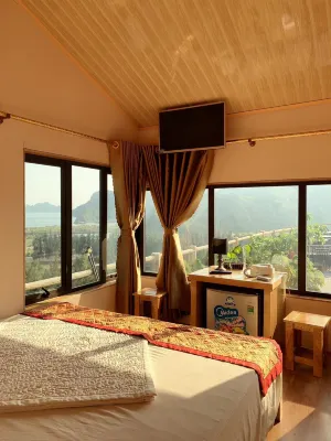 Cát Bà Mountain View Các khách sạn gần Bãi tắm Tùng Thu, Tung thu beach