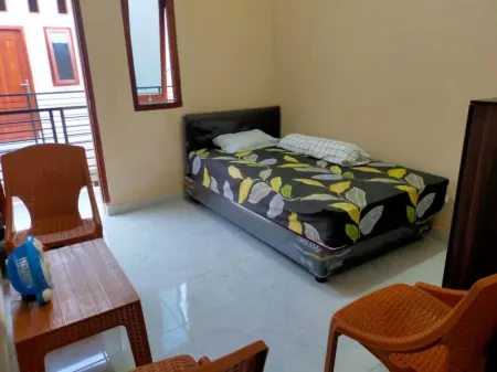 Homestay Komodo Mountain View Отели рядом с Аэропорт Лабуан Баджо