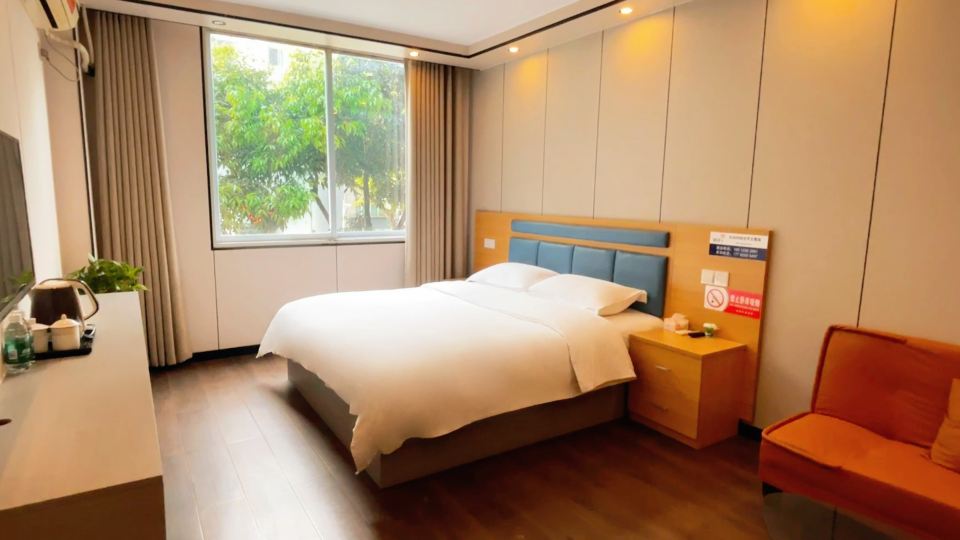 Wulong Lanxin Hotel
