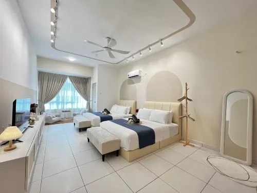 Akademik Suite, Moccasin Suite by Antlerzone - balcony