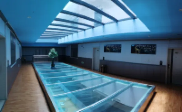 拉孜貝殼酒店
