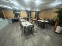 Xingjun Hotel Hotels in Dengkou