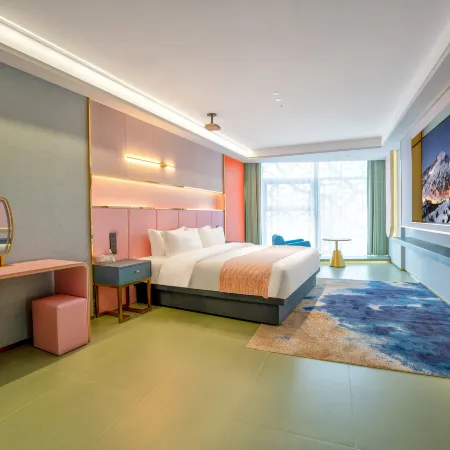 Yisu Impression Hotel (Xinchang Hongxing Meikailong)