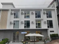 Garden Oasis House - Inns
