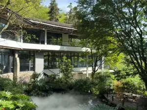 Sheye Eden Resort