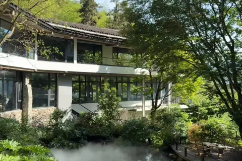 Sheye Eden Resort