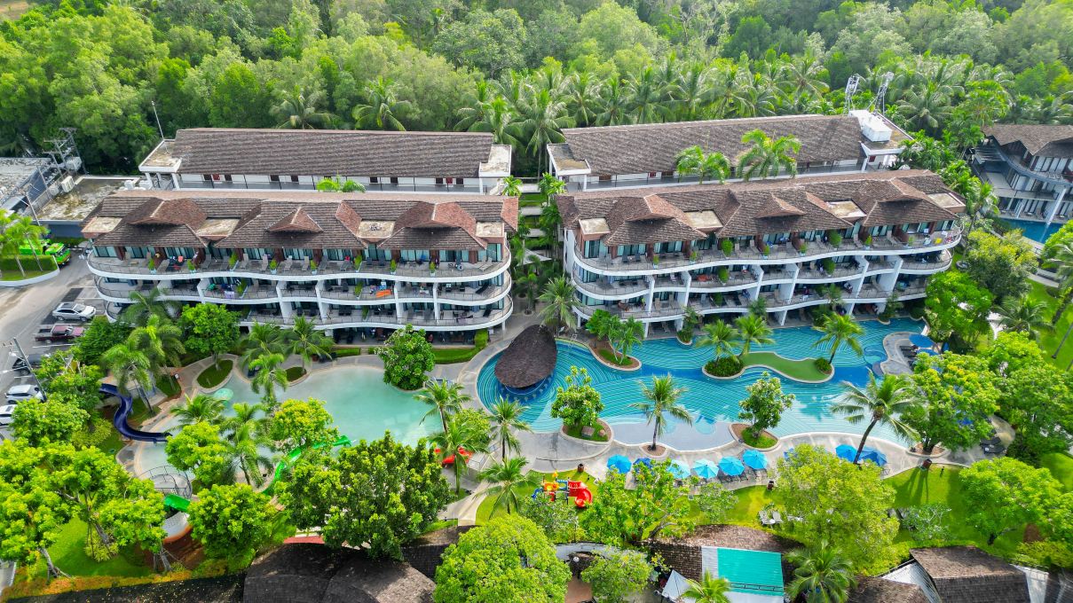 Holiday Ao Nang Beach Resort, Krabi Ξενοδοχεία στην πόλη Κράμπι