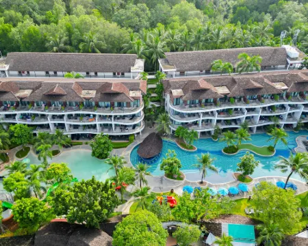 ホリデイ リゾート クラビ アオ ナン ビーチ クラビのホテル