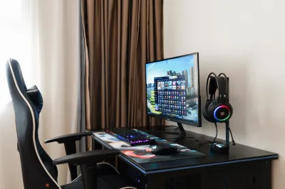 Lingjie E-Sports Hotel (Beihai Hepu High-Speed Railway Station) Hotels near Wenchang Tower