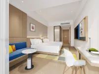 Urumqi Tianyuan Jingrui Hotel (Tianshan International Airport) Hotels near Xinjiang Automobile Vocational Institute