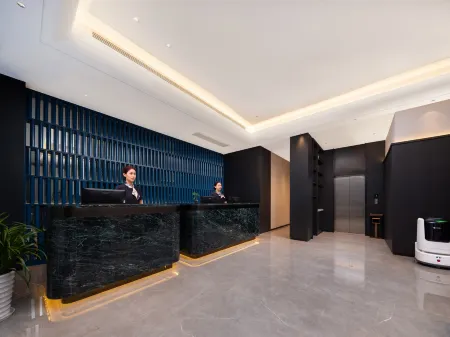 Jinyue Hotel (Nianmu Shan Night Market) Отели рядом с достопримечательностью «Jiangnan Diyijia Scenic Resort»