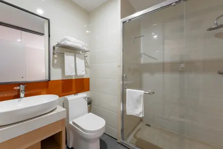 TONGZHANHOTEL Отели в г. Синвэнь