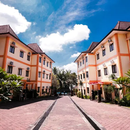 Tripletree Ciptaningati Culture Hotel