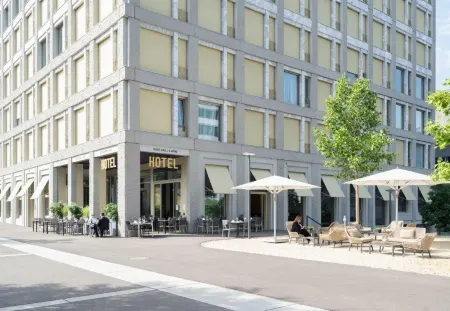 Centurion Swiss Quality Towerhotel Windisch Отели в г. Бругг