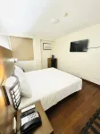 Pearl Lane Hotel - Newly Renovated