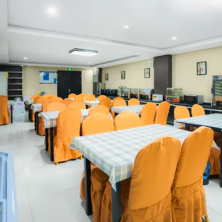 YueYing Hotel (Linyi University City Long-distance Bus Station Branch)