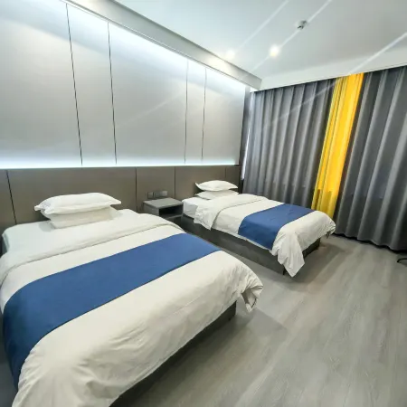 ZR·Light Luxury Hotel