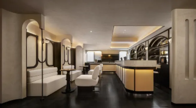 賦芮·Free·法式中古珍品酒店（貴陽噴水池紫林庵地鐵站店） 鄰近林青就義處的酒店